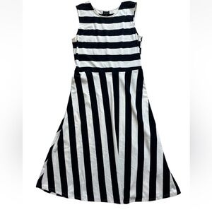 Who What Wear Dress Black/White Striped Fit and Flare Dress Knit Women's Size M
